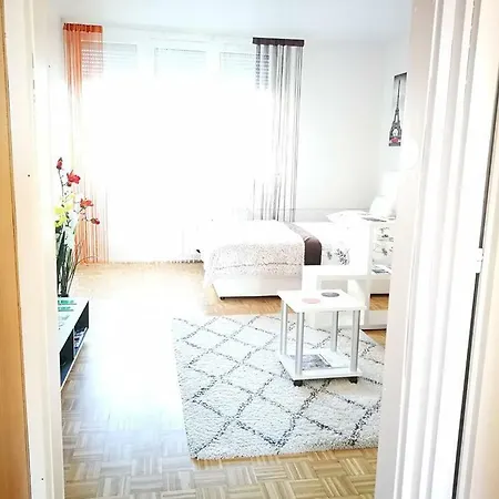 Apartment *home31* *